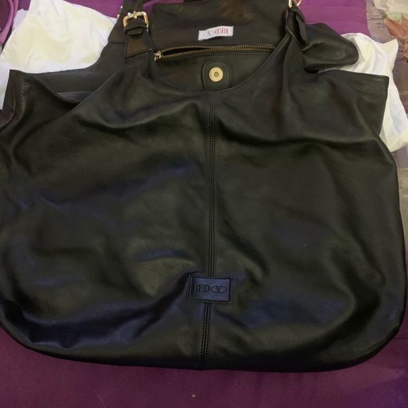 Auth Red Valentino Bow black handbag - Picture 2 of 4